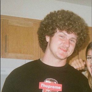 Meet your Posher, Zach